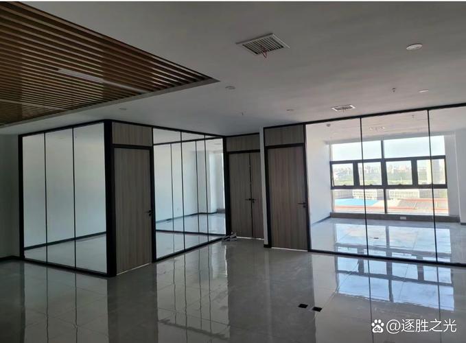佛山玻璃隔斷產品源頭工廠 集研發設計,生產,服務于一體